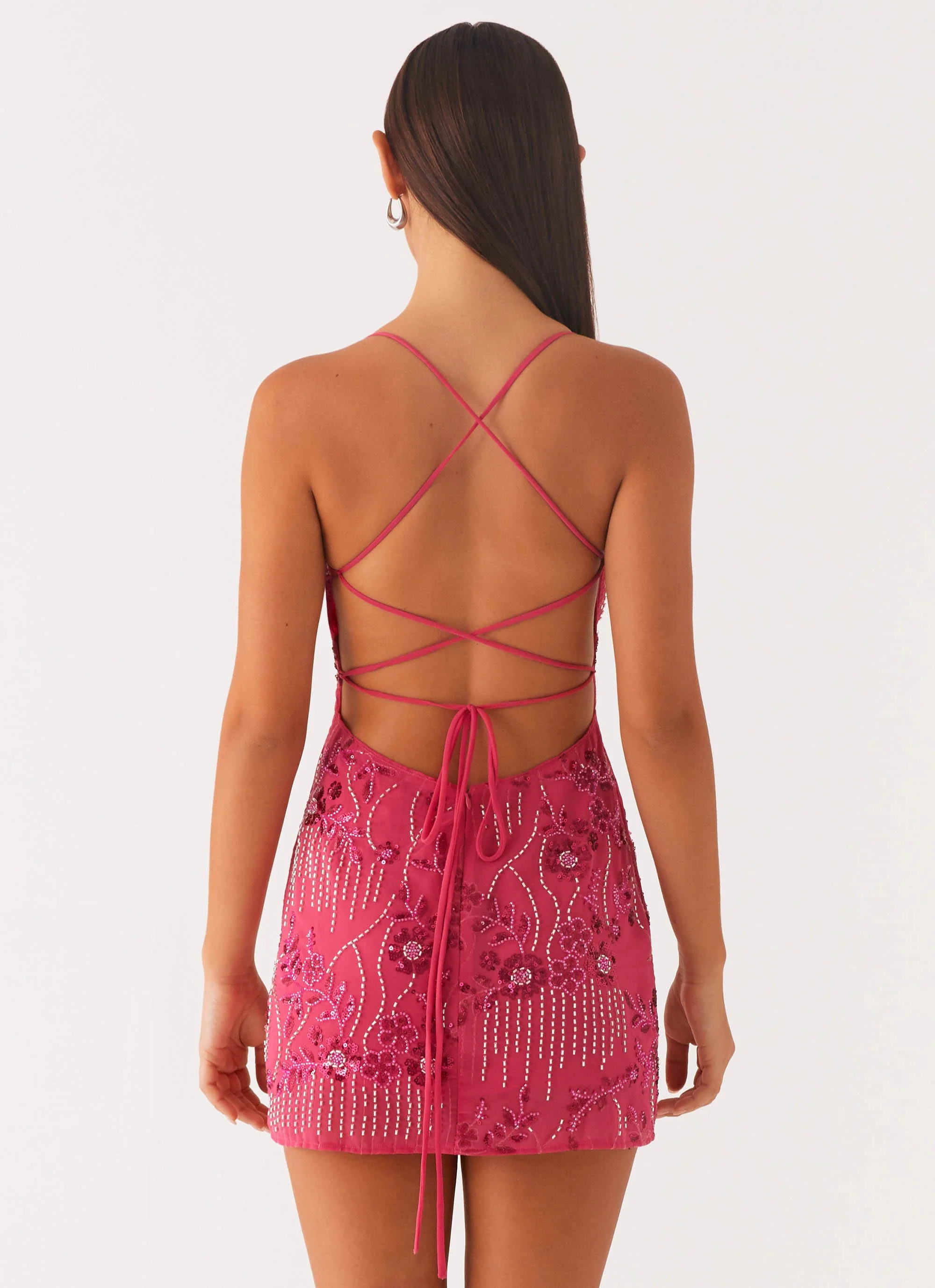 Vestido de tirantes con lentejuelas
