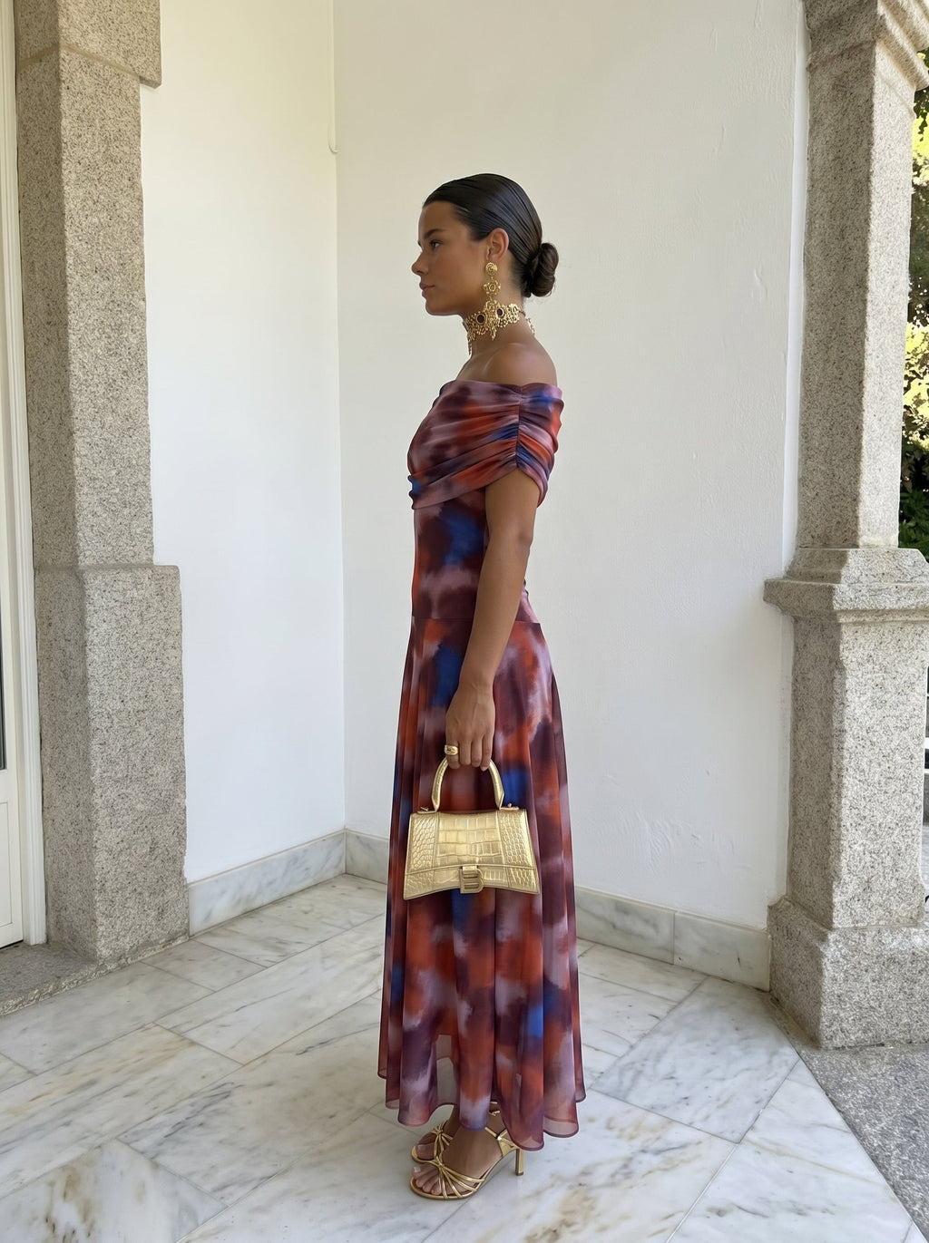 Vestido de Toledo con estampado en naranja y marrón